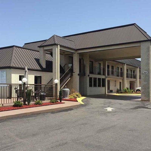 Deluxe Inn And Suites York Exterior photo